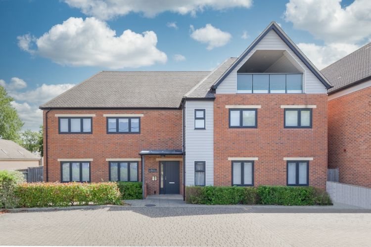 Property photo 1 of 8 259907