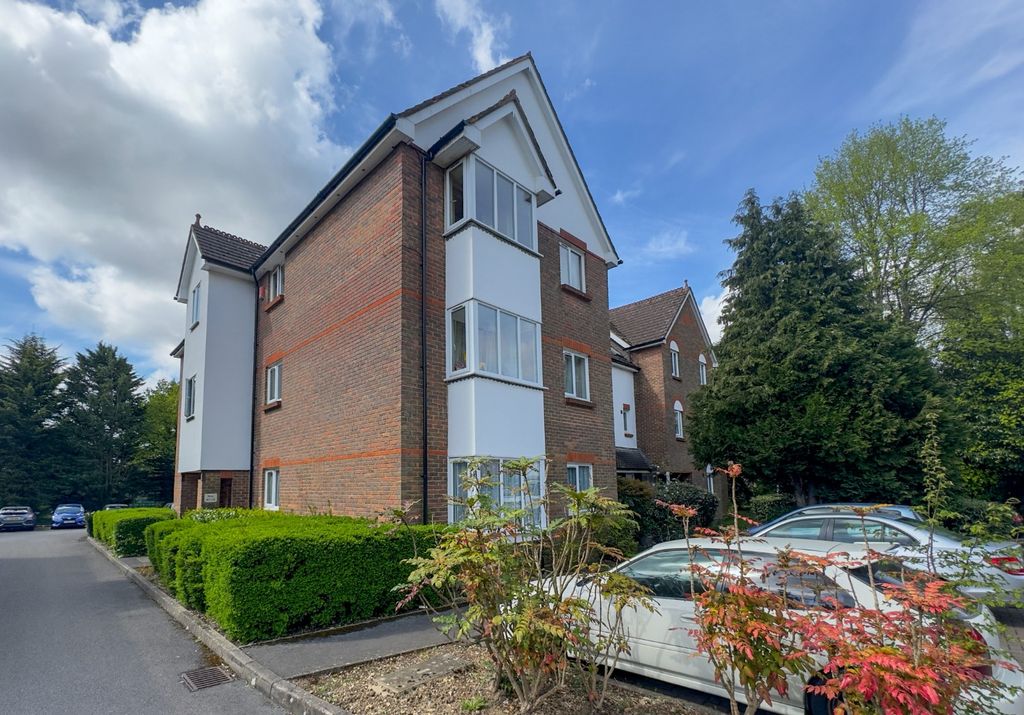 Property photo 1 of 11 4126050