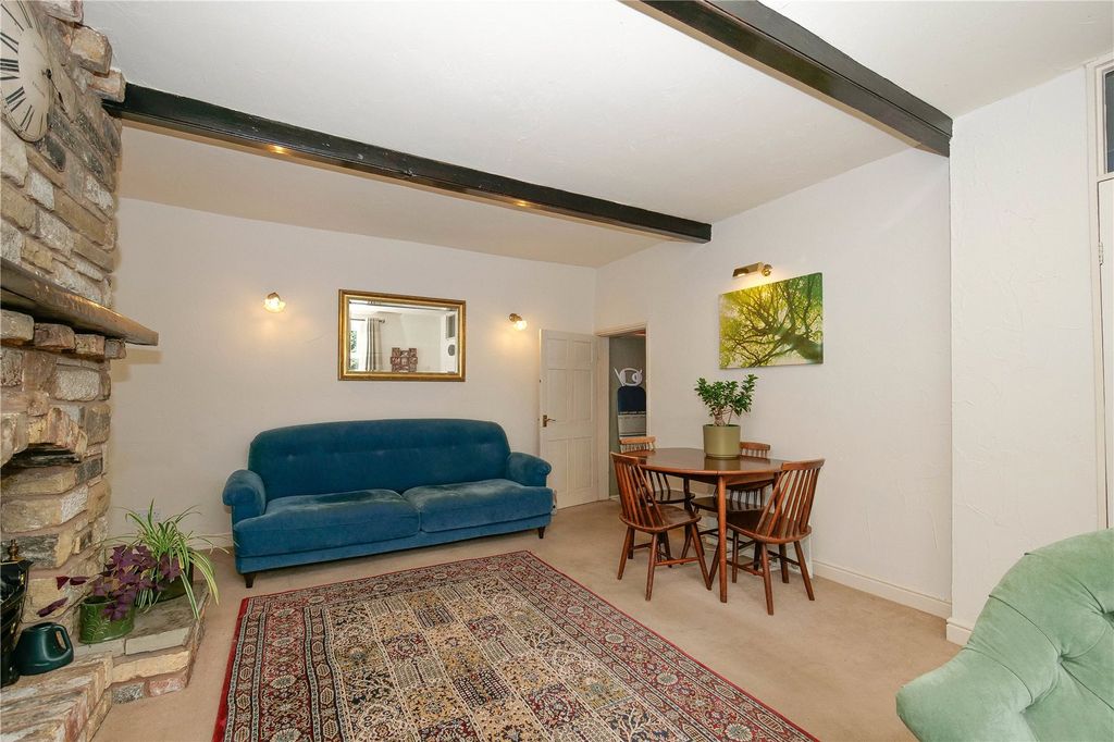 Property photo 3 of 18 Picture No. 04