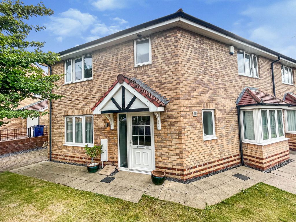 Property photo 1 of 17