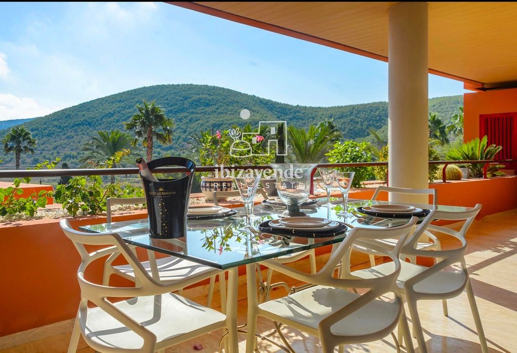 Property photo 1 of 21 Spectacular Flat In Roca Llisa In The Exclusive Golf Urbanisation