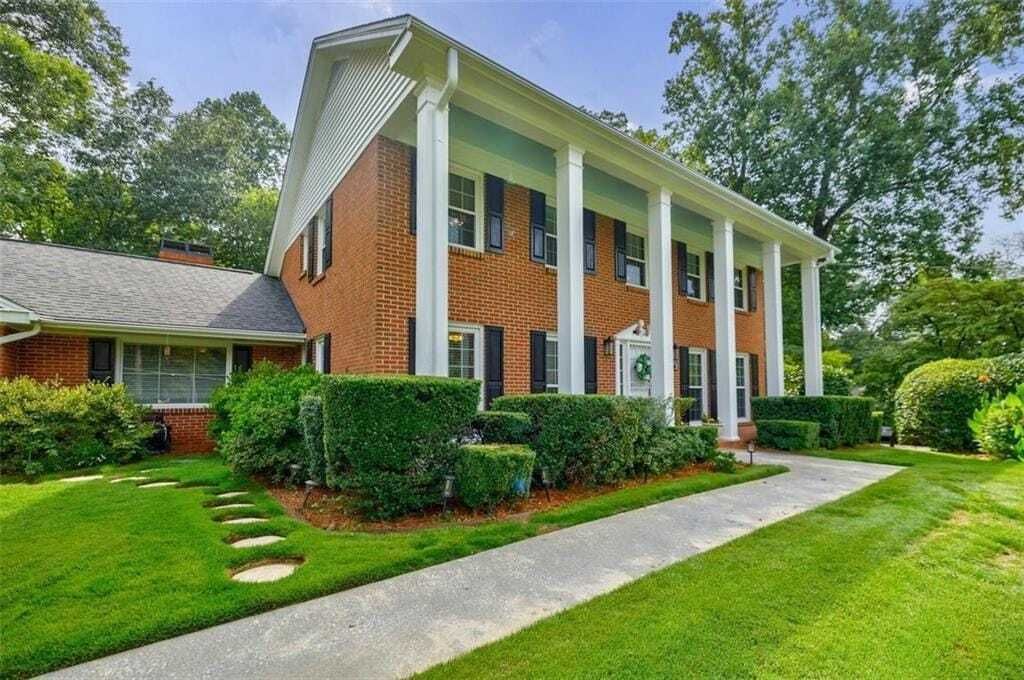 Property photo 1 of 30