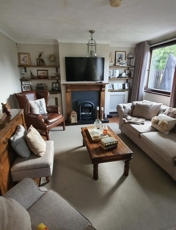 Property photo 2 of 10