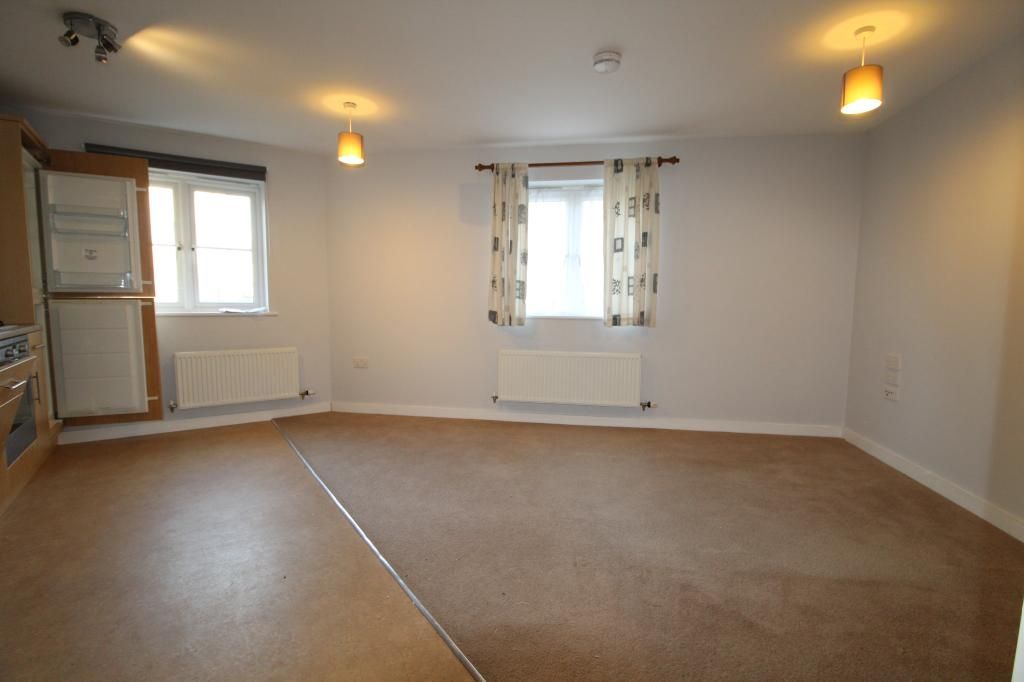 Property photo 3 of 10 Photo 2