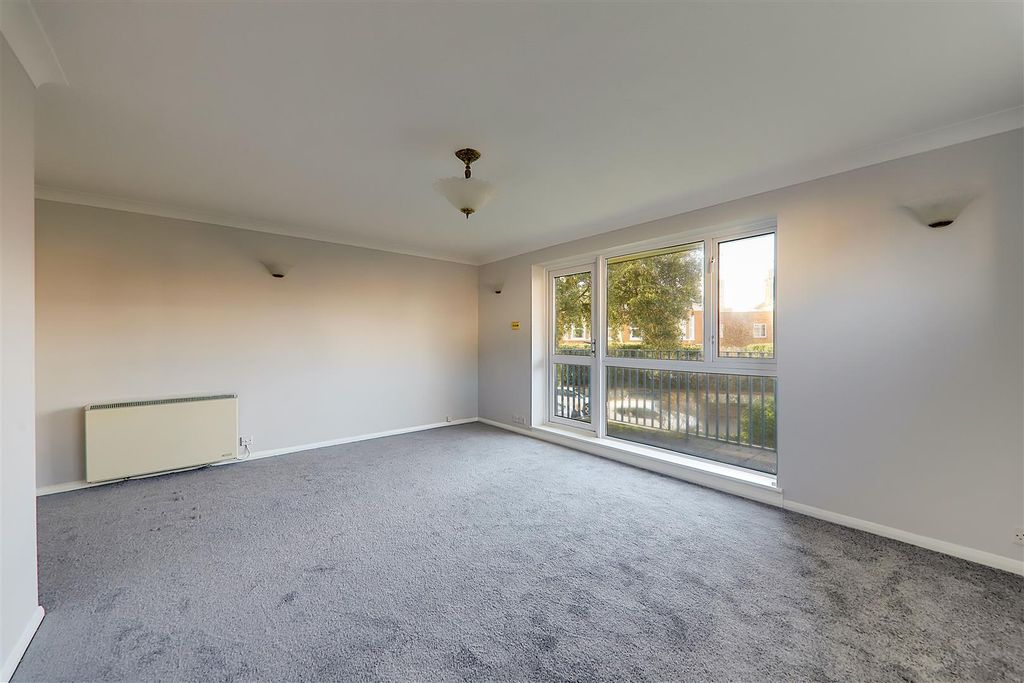 Property photo 3 of 11 Img_1250-Img_1252.Jpg