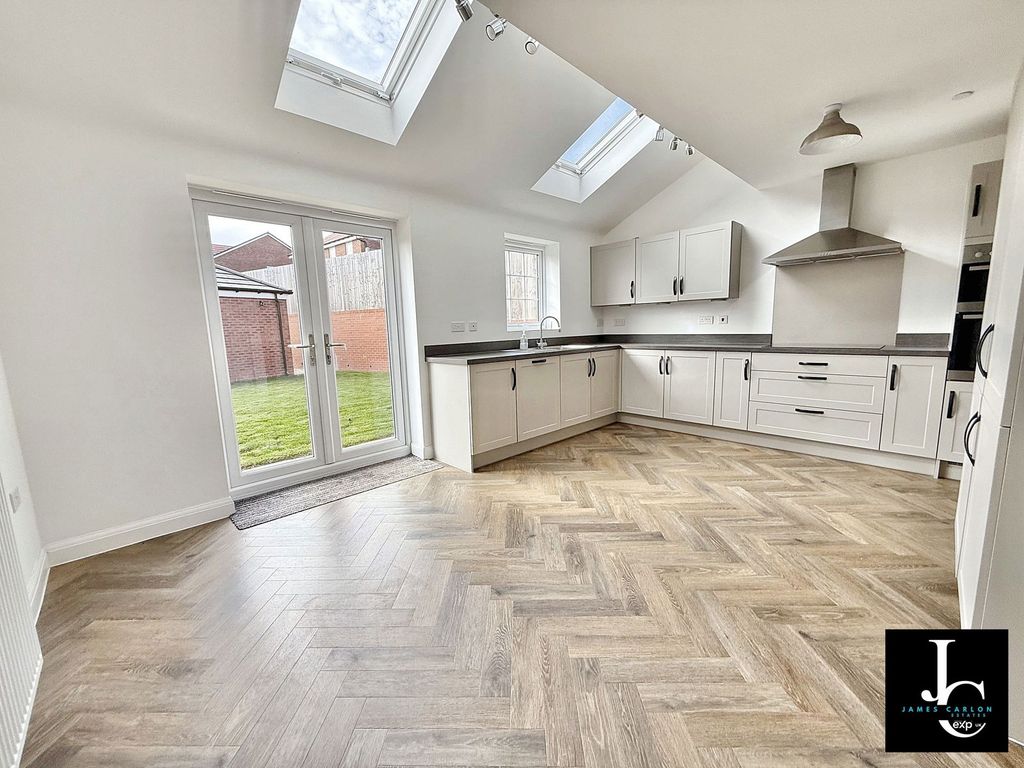 Property photo 2 of 24