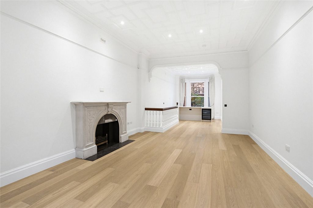 Property photo 1 of 18 Picture No. 14