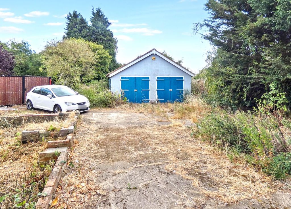 Property photo 2 of 14