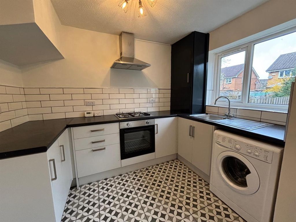 Property photo 2 of 14 Img-20260330-Wa0013.Jpg