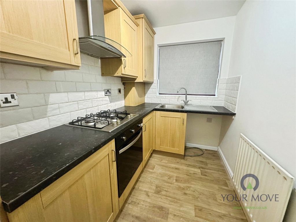 Property photo 3 of 8 Picture No. 17