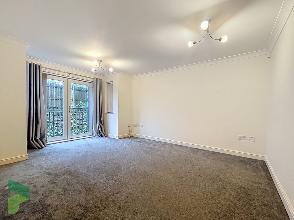 Property photo 2 of 10 Lounge