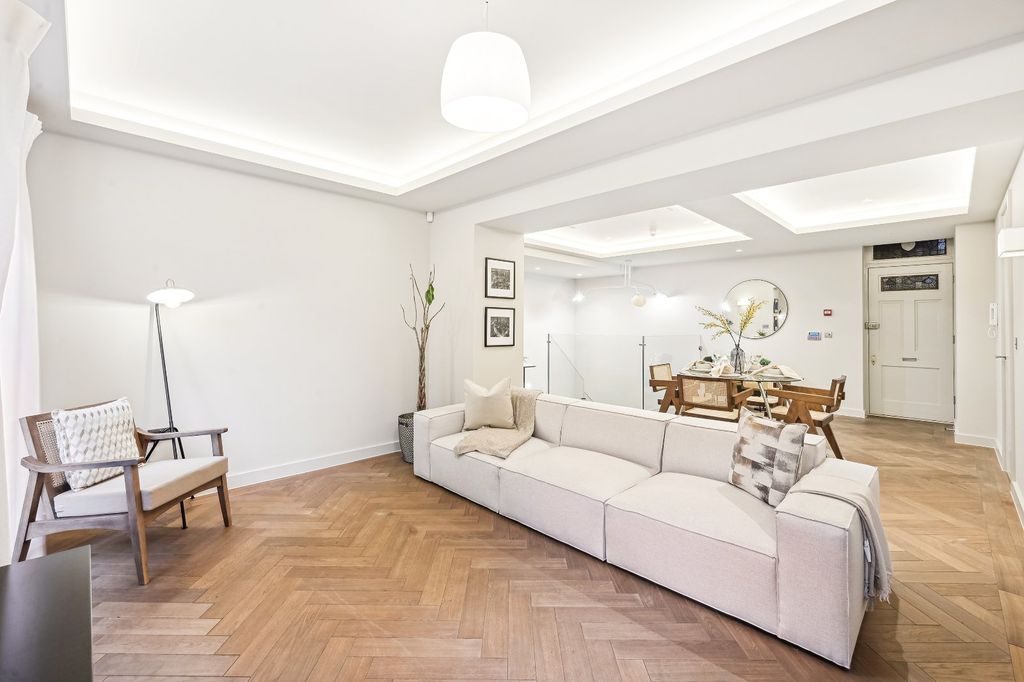 Property photo 2 of 25 Reception Room