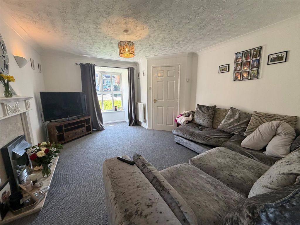 Property photo 2 of 11 8.Jpg