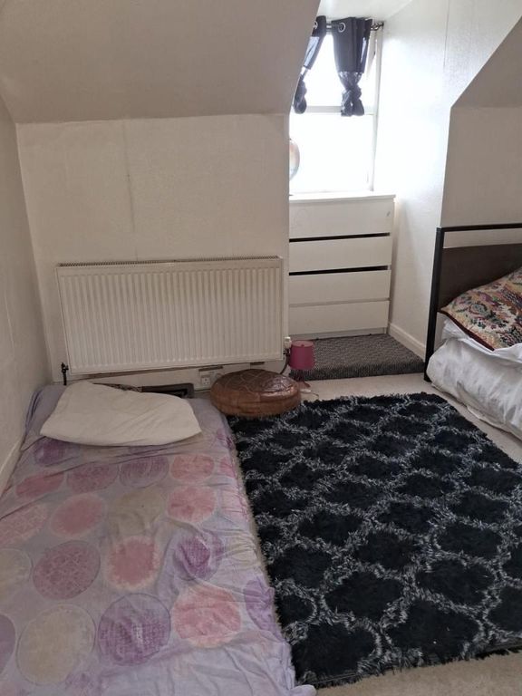 Property photo 3 of 8 Photo 3