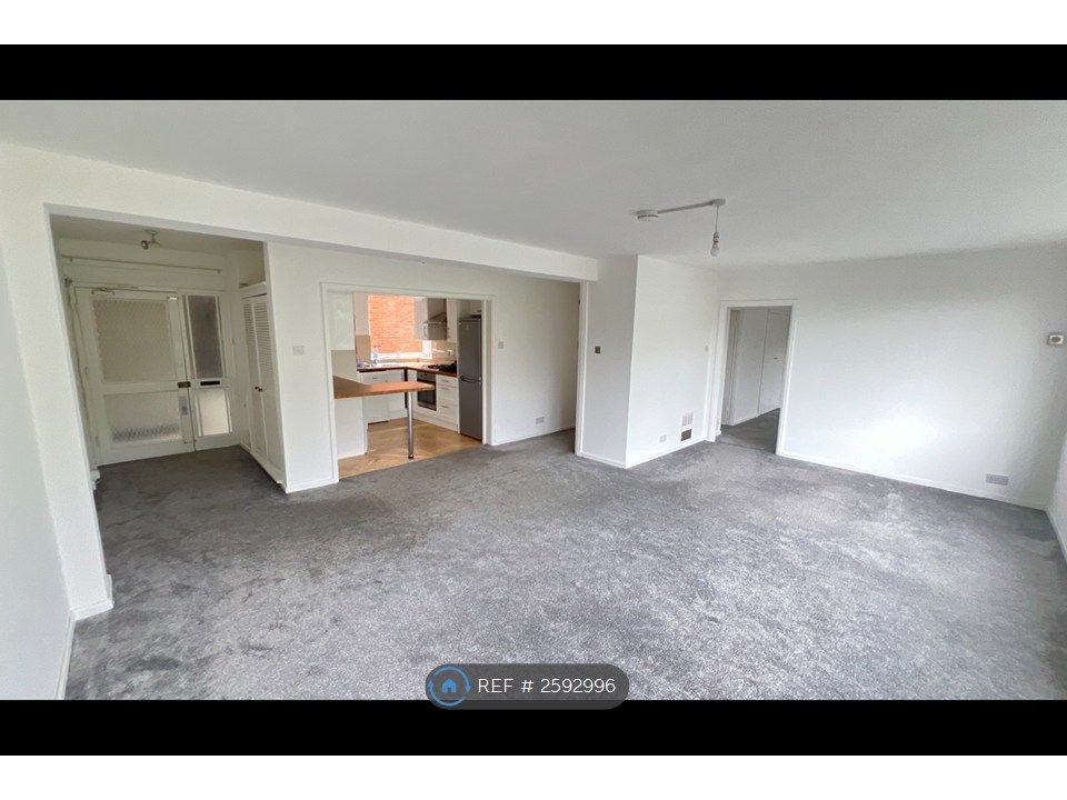 Property photo 1 of 9 Open Plan Living Room