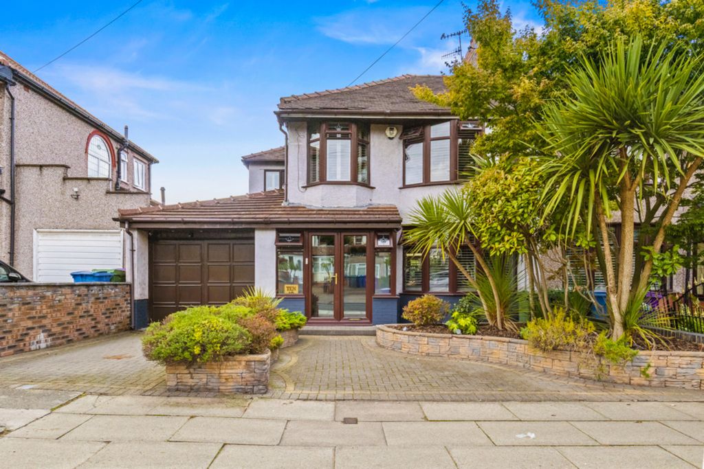 Property photo 1 of 29