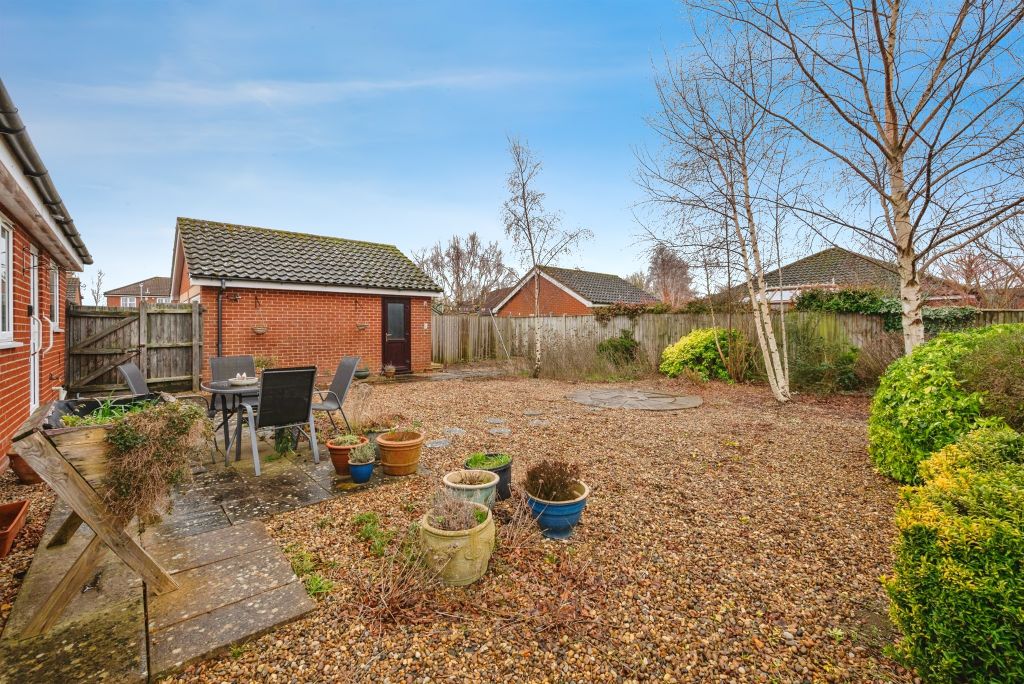 Property photo 3 of 16