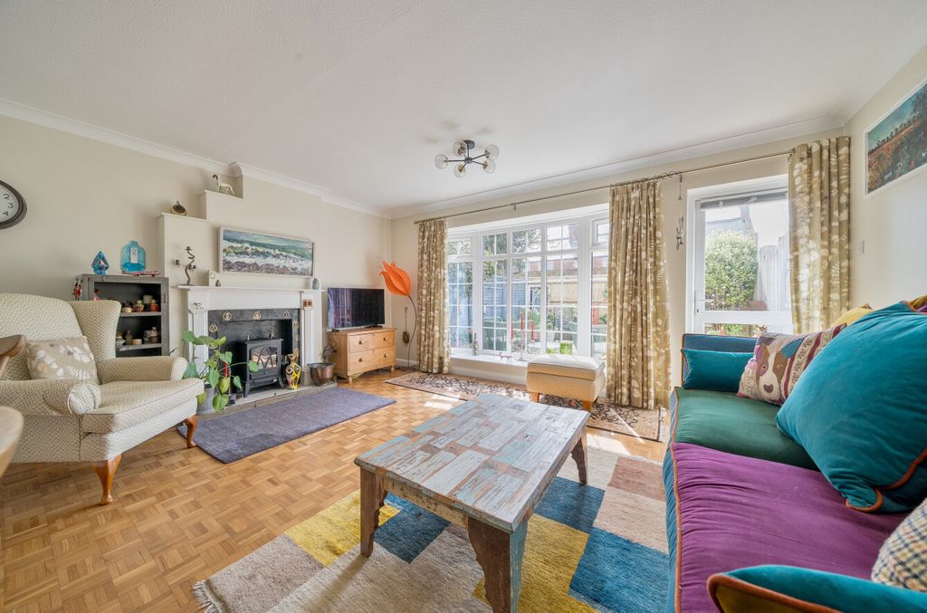 Property photo 2 of 13 1446290-4-69E0Dd9...