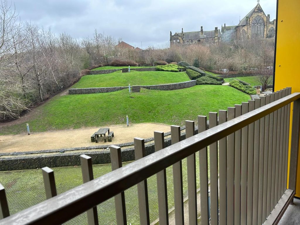 Property photo 3 of 8