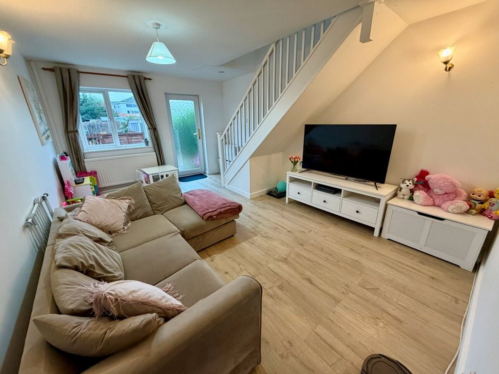 Property photo 2 of 9 Sitting/Dining Room