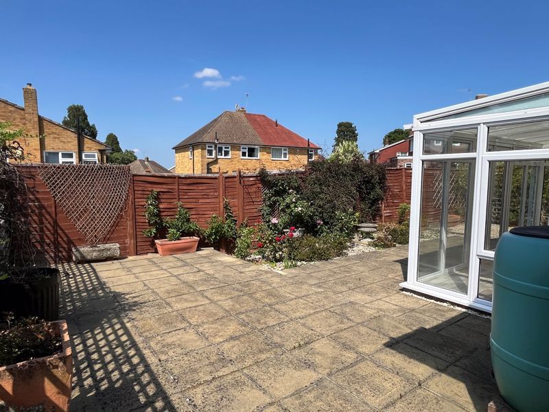 Property photo 3 of 19 Garden