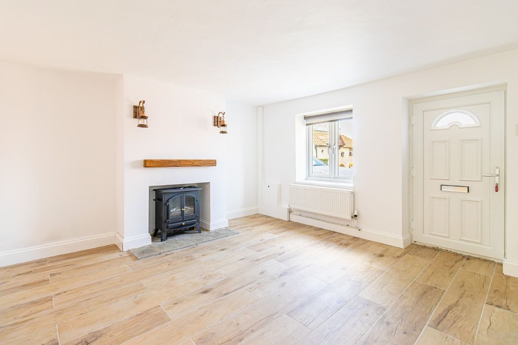 Property photo 3 of 27 44893110
