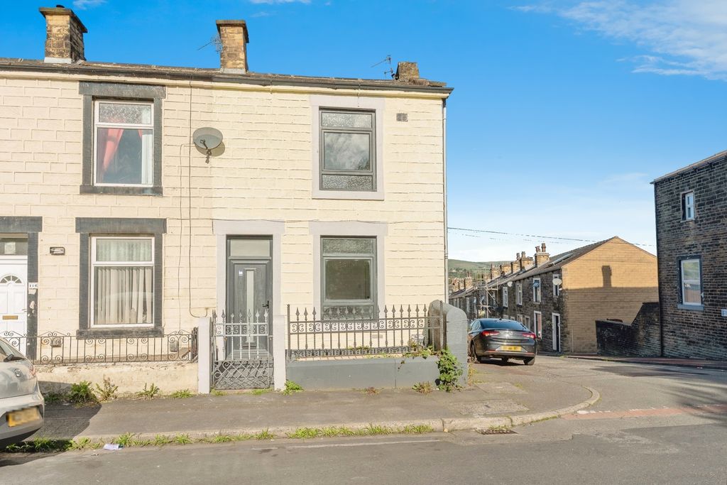 Property photo 1 of 17 Photo