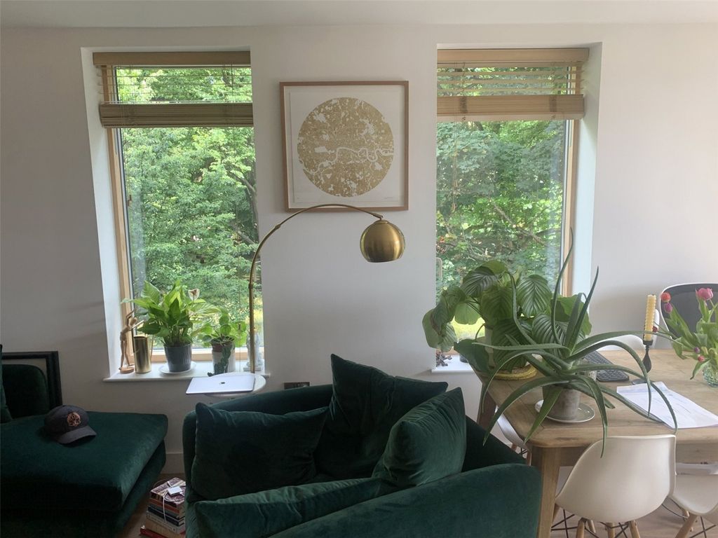 Property photo 3 of 36 Picture No. 38