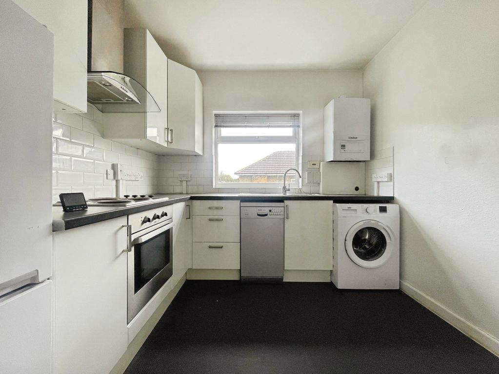 Property photo 3 of 8 Pbox-Img.Jpg
