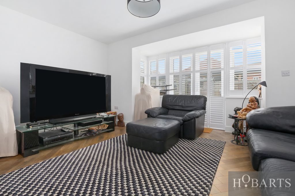 Property photo 2 of 21 Gallery