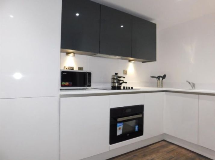 Property photo 2 of 6 Picture No. 10