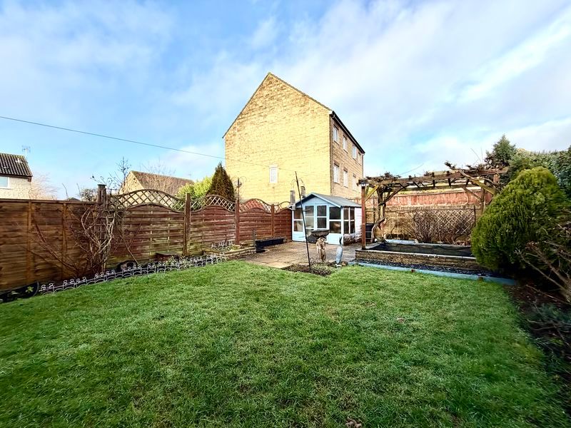 Property photo 2 of 16 Garden