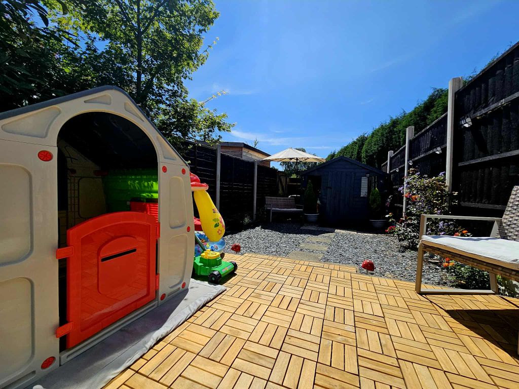 Property photo 2 of 27