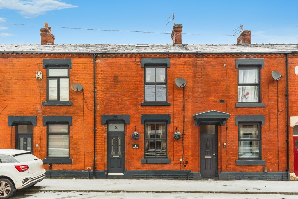 Property photo 1 of 21