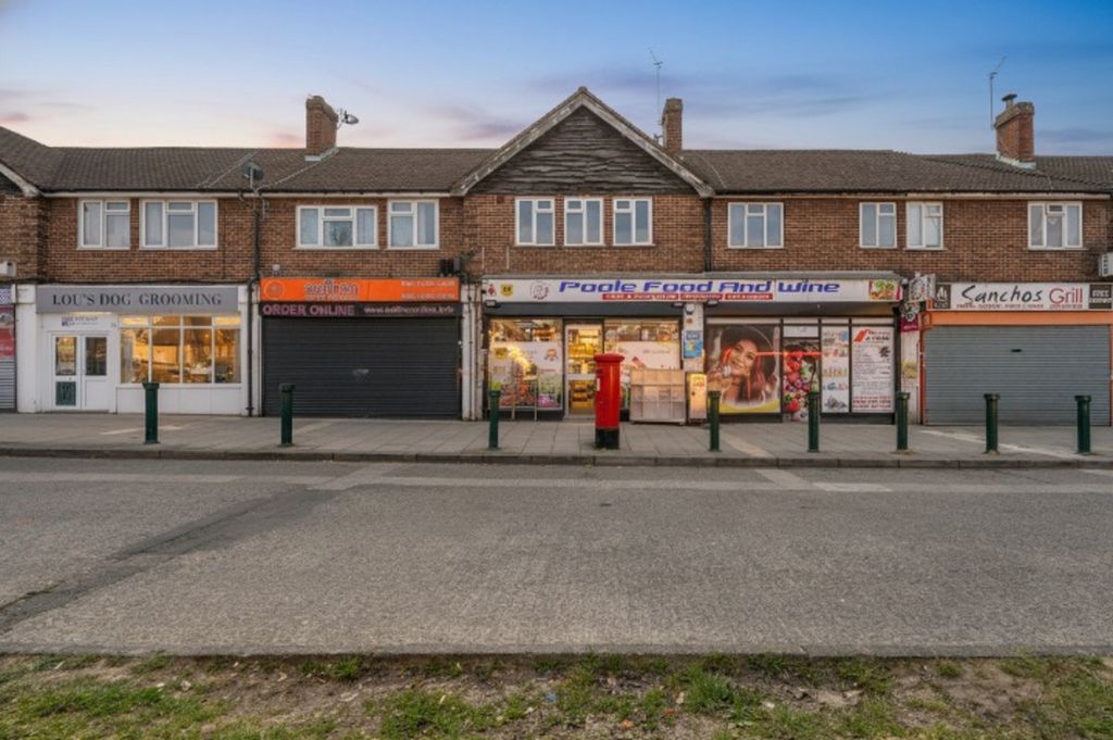 Property photo 1 of 11