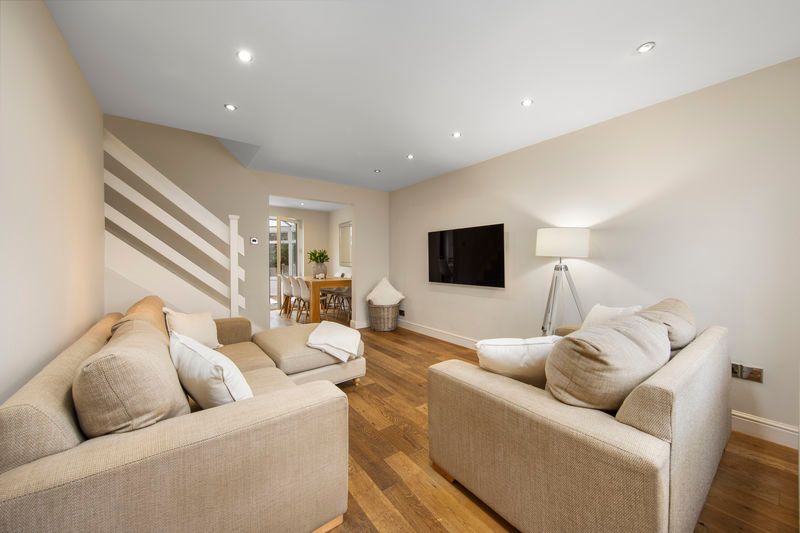 Property photo 3 of 32 Living Room