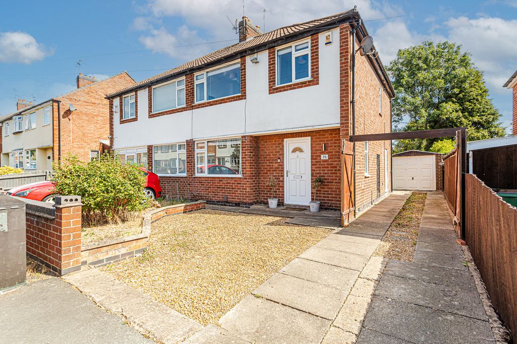 Property photo 1 of 28