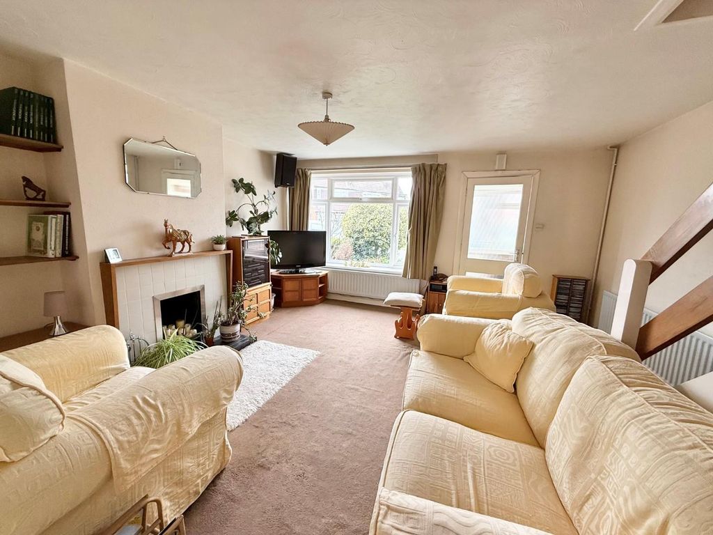 Property photo 3 of 13 8.Jpg