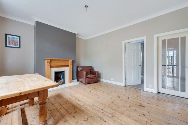 Property photo 2 of 14 Photo 25