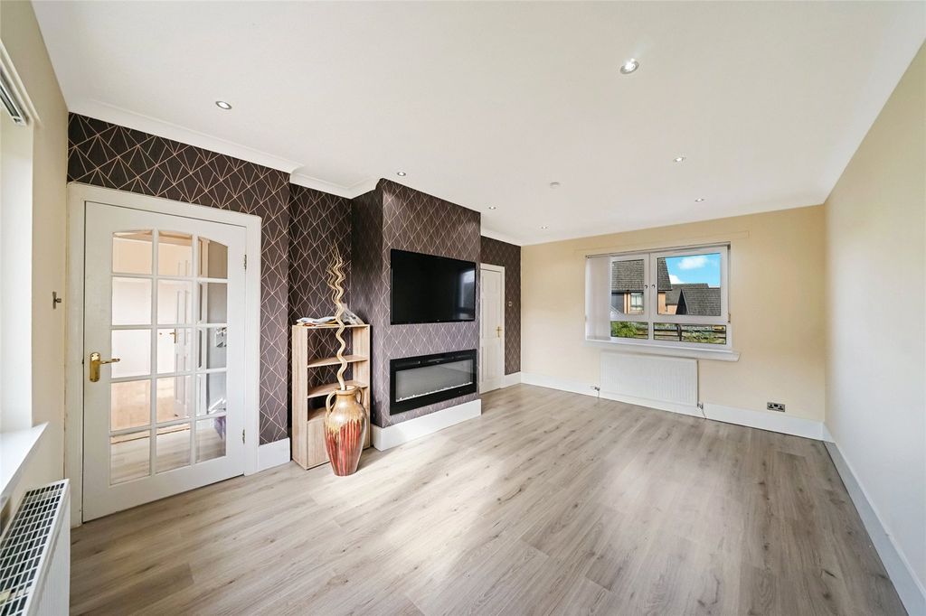 Property photo 2 of 21 Picture No. 07