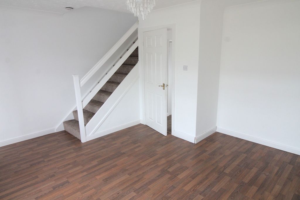 Property photo 3 of 14 Img_1458