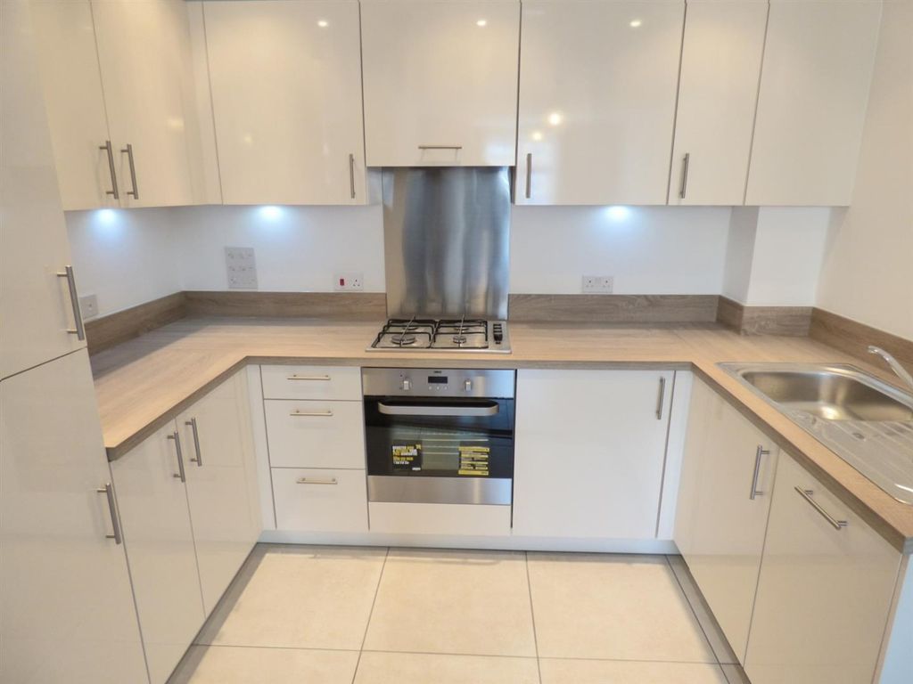 Property photo 1 of 7 2789540