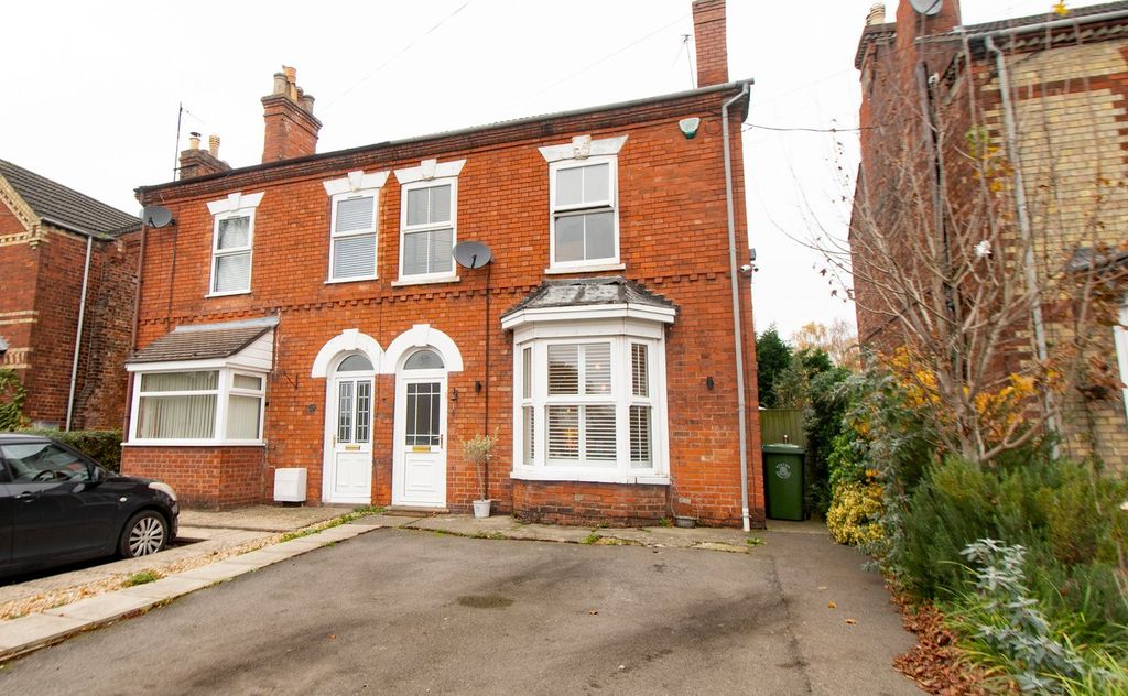 Property photo 1 of 25