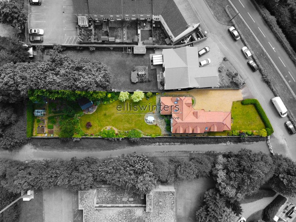 Property photo 2 of 31 4A Station Approach, Somersham - Aerial Highlight