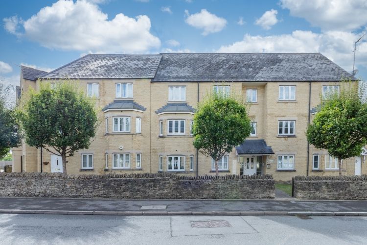 Property photo 1 of 9 262110