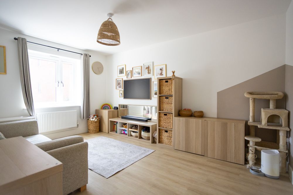 Property photo 2 of 28 7-Glazinghousedrive-1