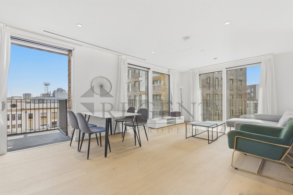 Property photo 1 of 18 (Main)