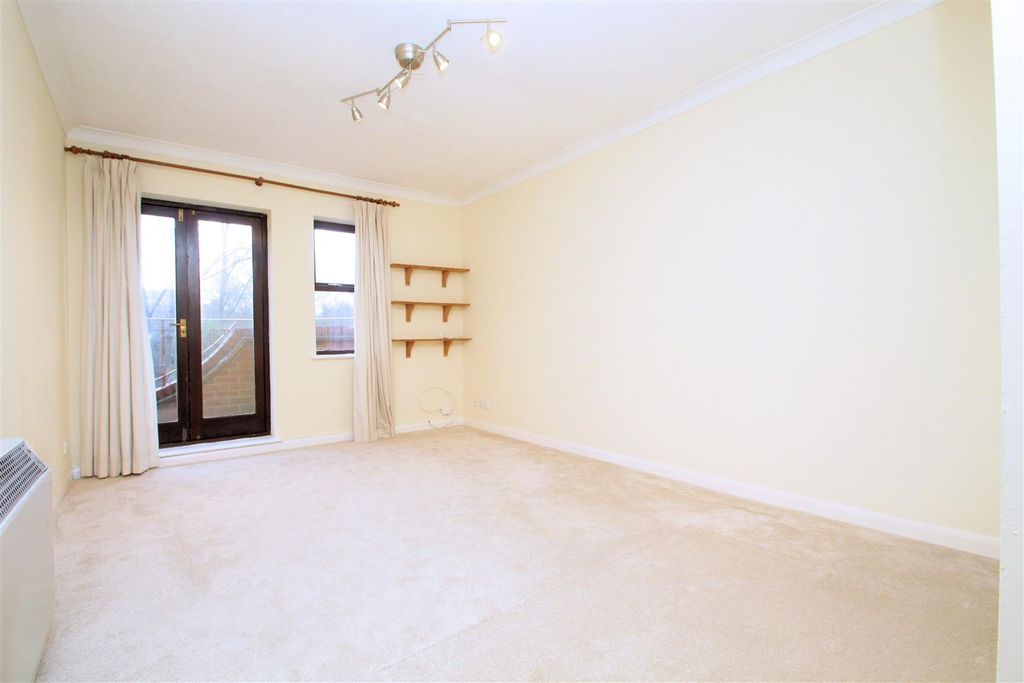 Property photo 3 of 5 Reception Room