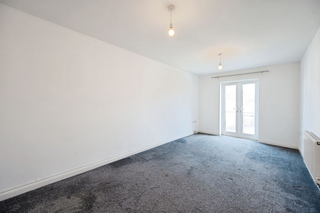 Property photo 2 of 13 Pbox-Img.Jpg