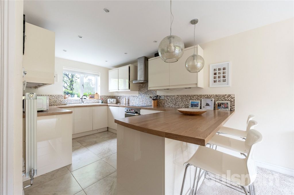 Property photo 3 of 20 Picture No. 04